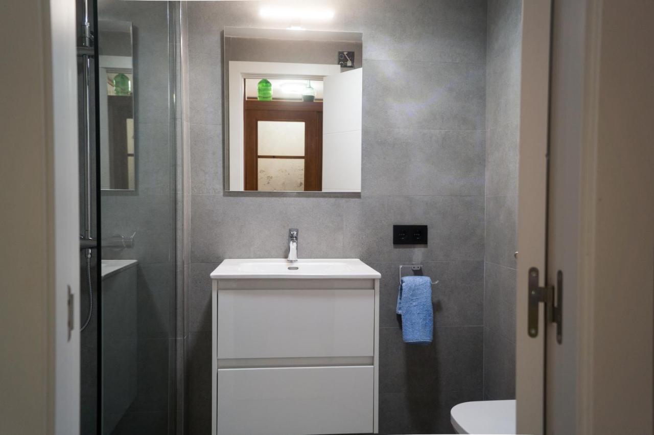 Апартаменти Apartamento Novelty Салоу Екстер'єр фото